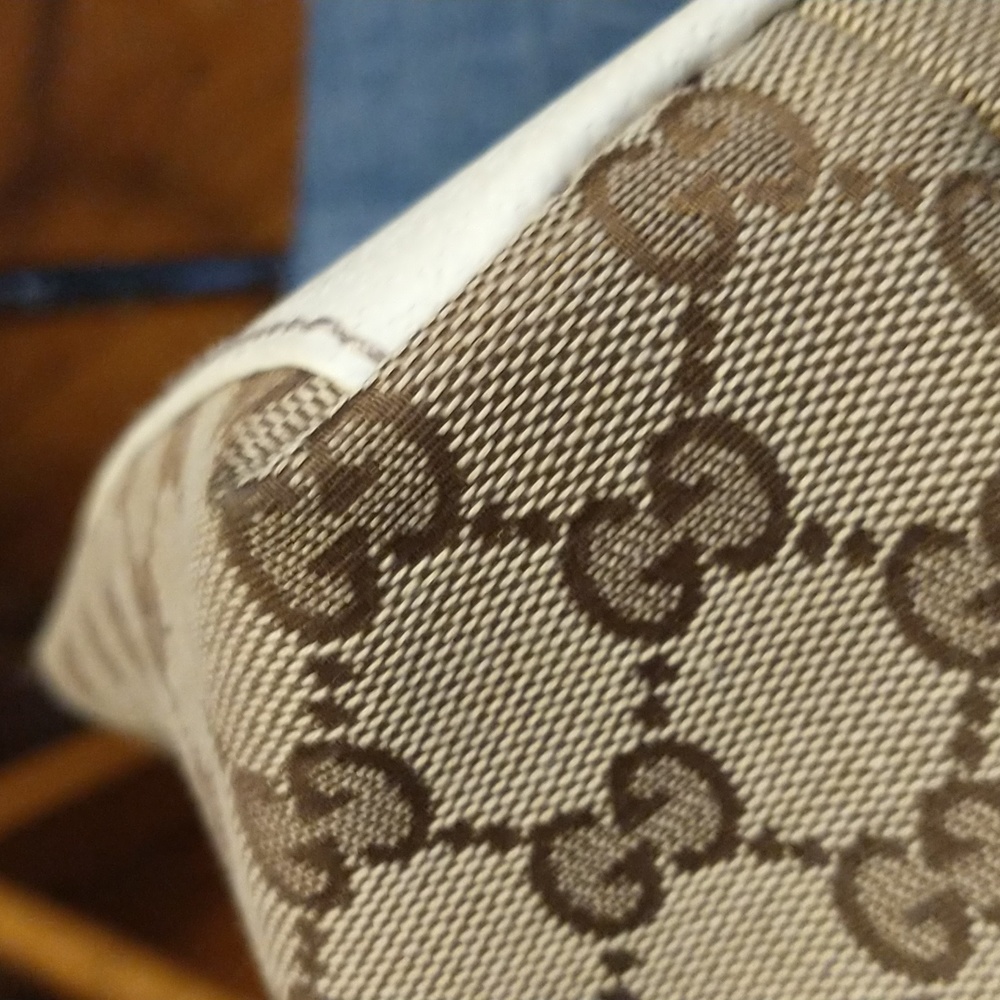 Authentic Vintage Gucci GG Monogram Bag - Picture 10 of 14